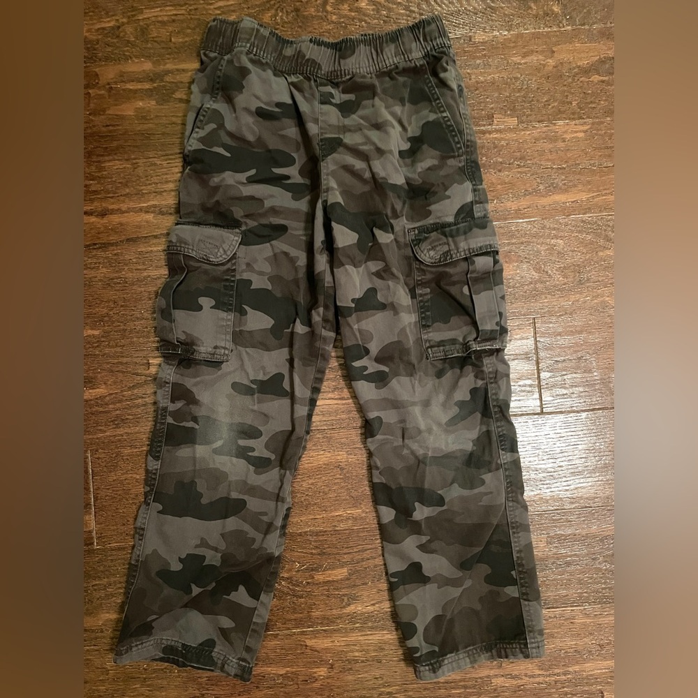 Boys size 10 husky cargo pants